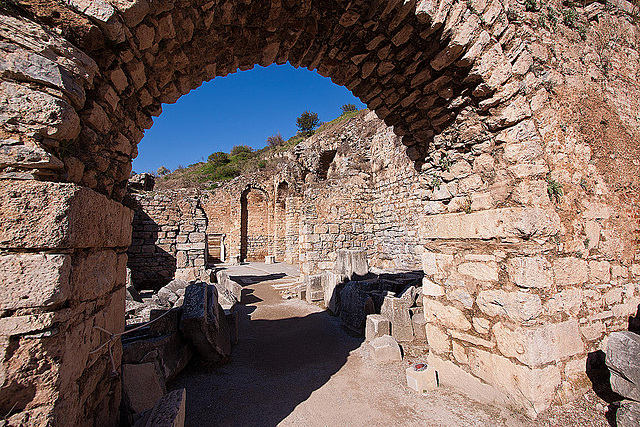 20120319 8116RWw [TR] Ephesos, Trajahns-Tempel