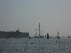 arrivée de TARA, dans la rade de LORIENT