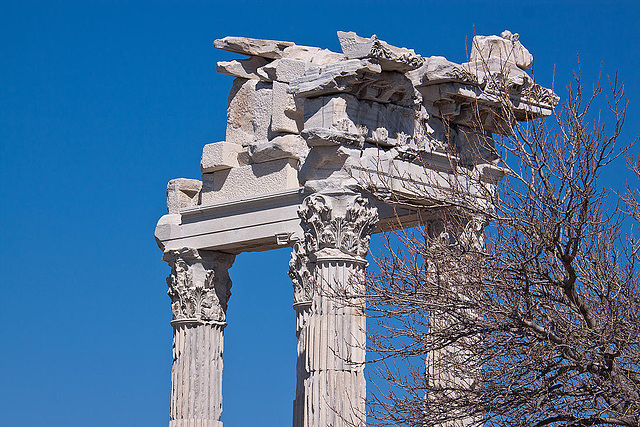 20120318 7974RAw [TR] Pergamon, Trajans-Tempel