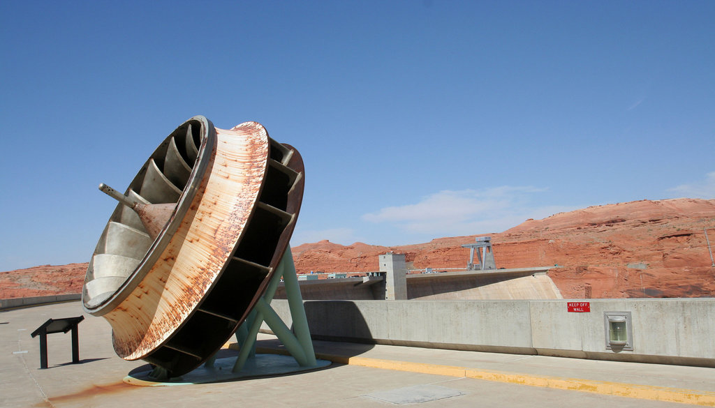 Glen Canyon Dam - An Original Cast Iron Turbine (4402)