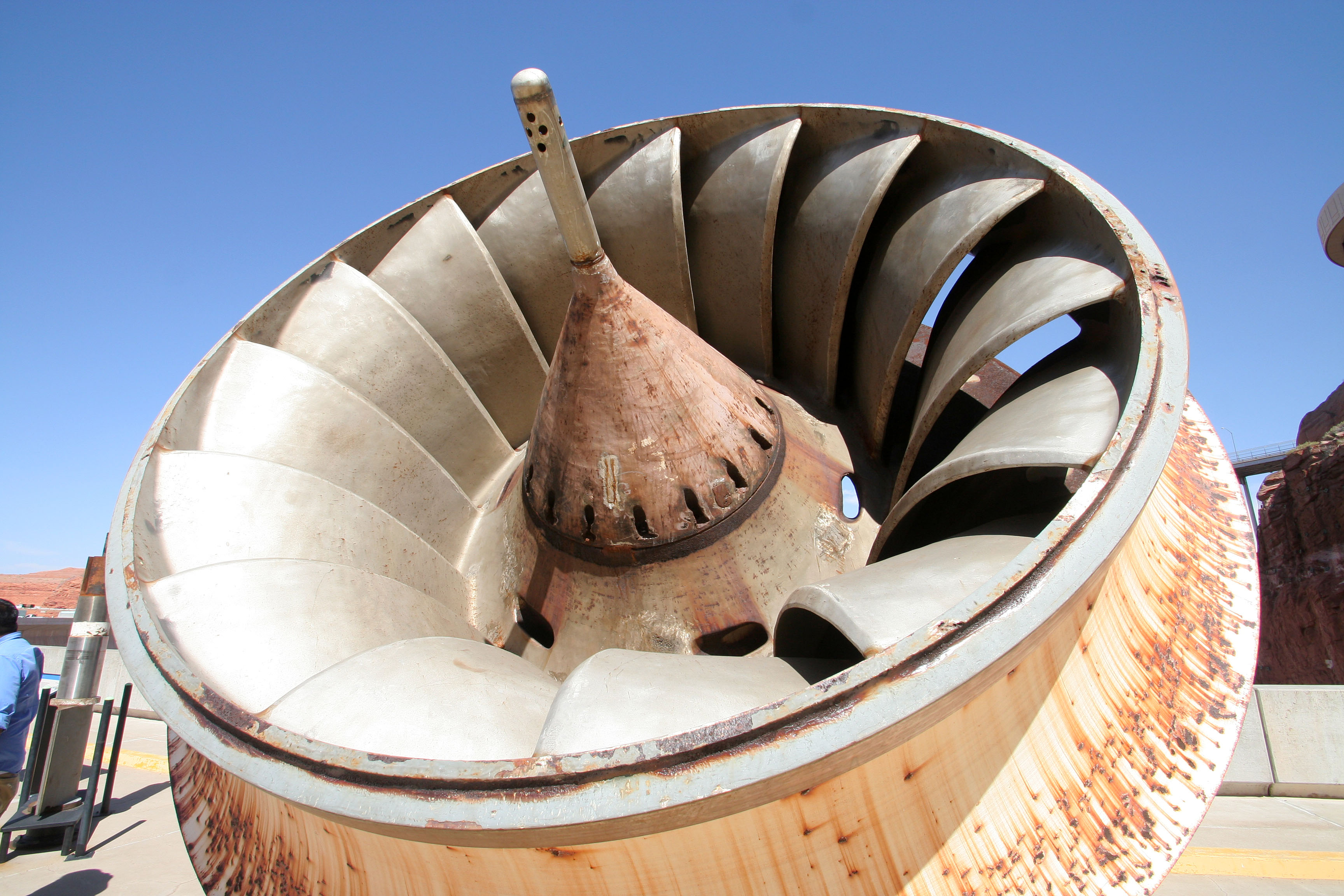 Glen Canyon Dam - An Original Cast Iron Turbine (4409)
