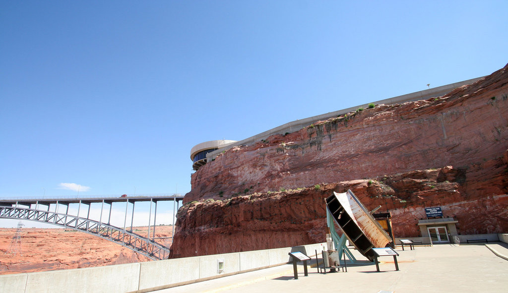 Glen Canyon Dam - An Original Cast Iron Turbine (4410)