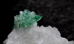 Apophyllite verte (3)