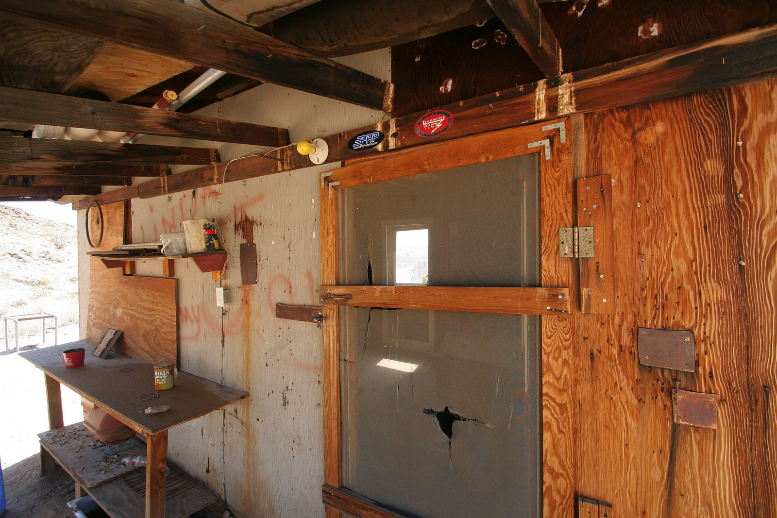 Shack Near Red Canyon (3748)