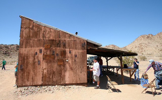 Shack Near Red Canyon (3754)