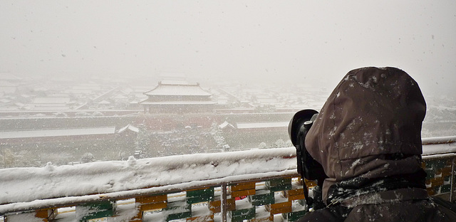 Snowing over Forbidden city