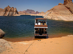 Lake Powell - Our First Beach (2252)