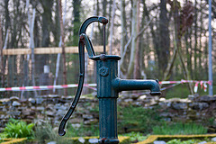 20120413 8513RAw [D~LIP] Schwengel-Pumpe, UWZ, Bad Salzuflen