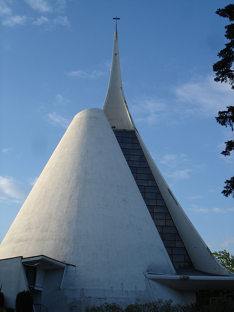 Église Notre-Dame-de-Fatima church.
