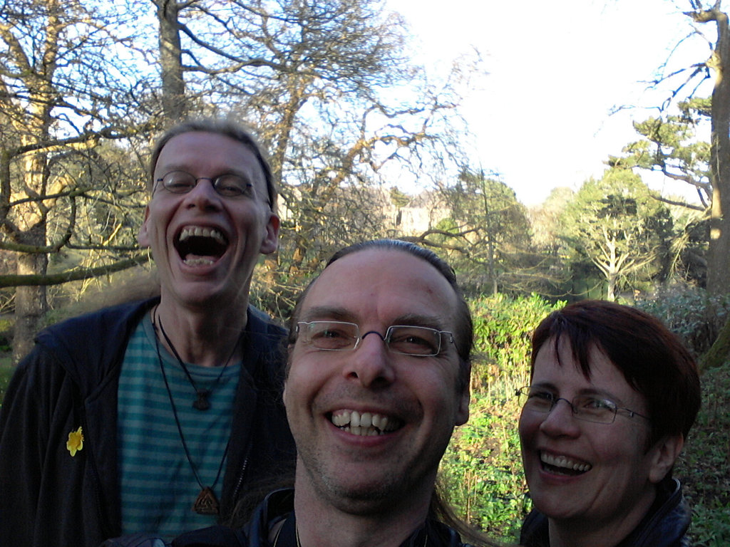 Dartington Hall - 120327 (mobile)