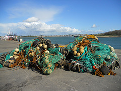 les filets restent sur le quai