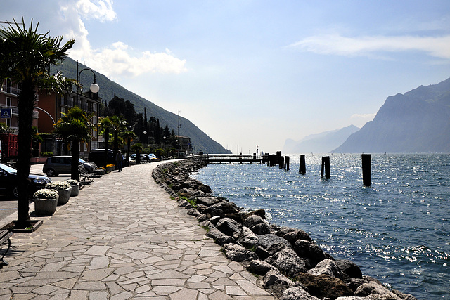 Promenade von Tórbole