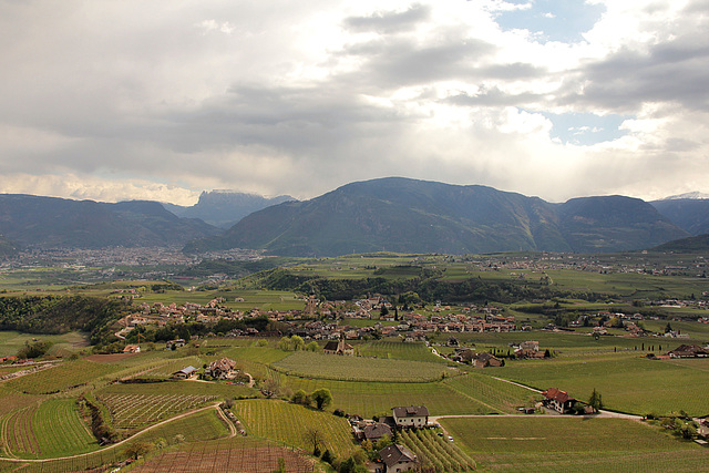 Blick vom Burgenwanderweg