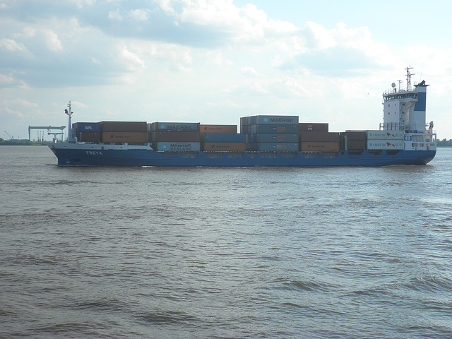 Feeder-Containerschiff  "FREYA"