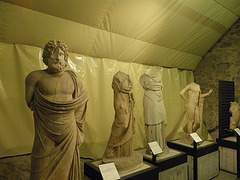Statues du théâtre de Trieste