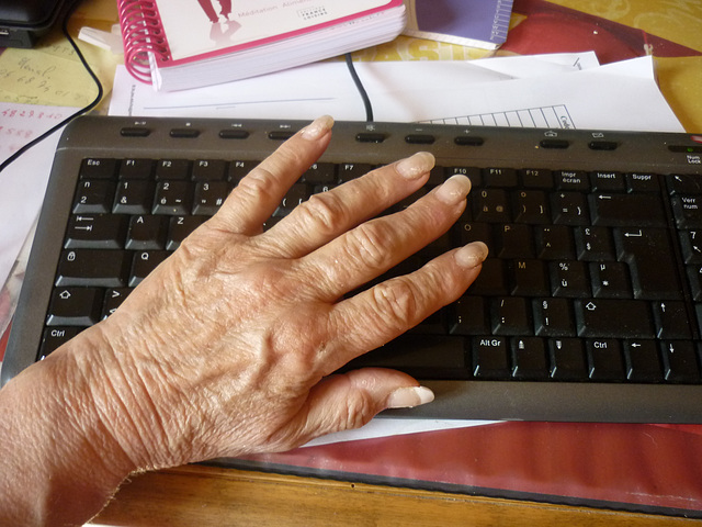 Dame Christiane /  Sa Main de Dominatrice - Her Dominatrix Hand.