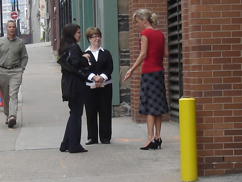 Lady Tim Horton in high heels / Dame Tim Horton en talons hauts