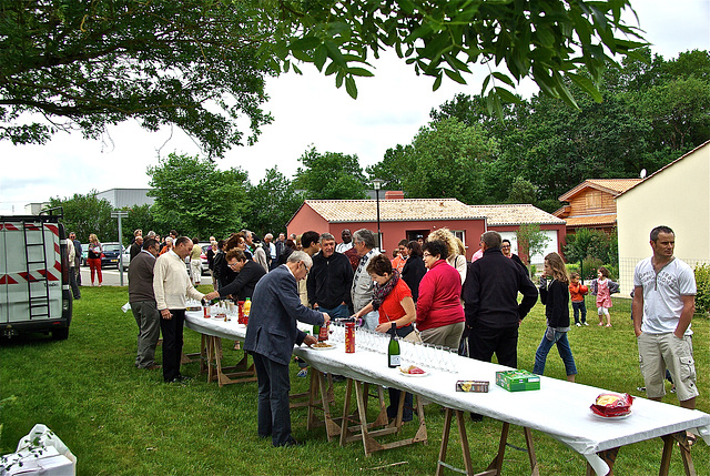 Inaŭguro de la Esperanto-strato en Moutiers-les-Mauxfaits, la 3an de junio 2012