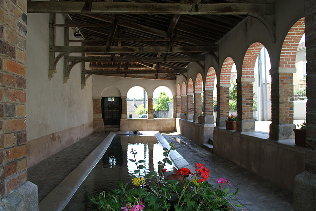 Ozouer-le-Voulgis (77) - Le lavoir