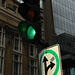 Feu vert sur architecture / Green light on architecture - Recadrage.