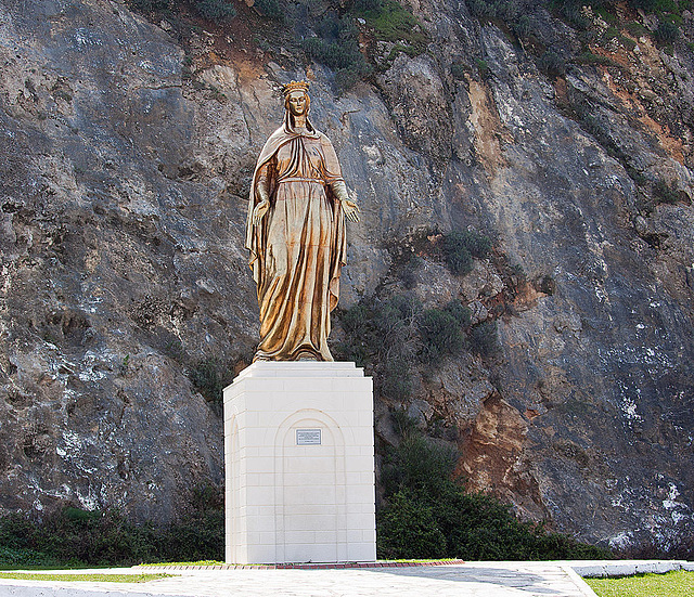 20120320 8222RAw [TR] Selcuk, Mariendankmal