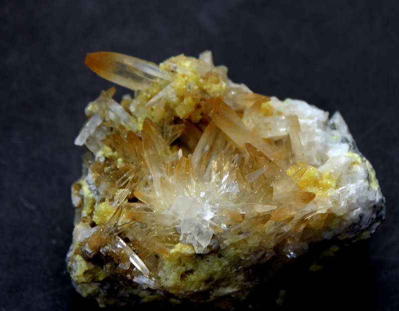 Célestite  jaune  (4)