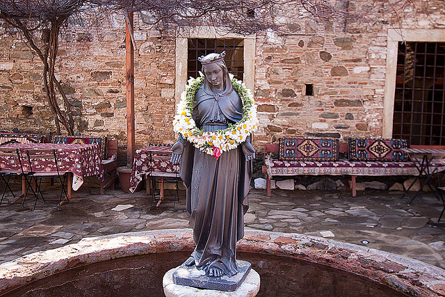 20120320 8195RWw [TR] Sirince, Brunnen, Baptisten Kirche