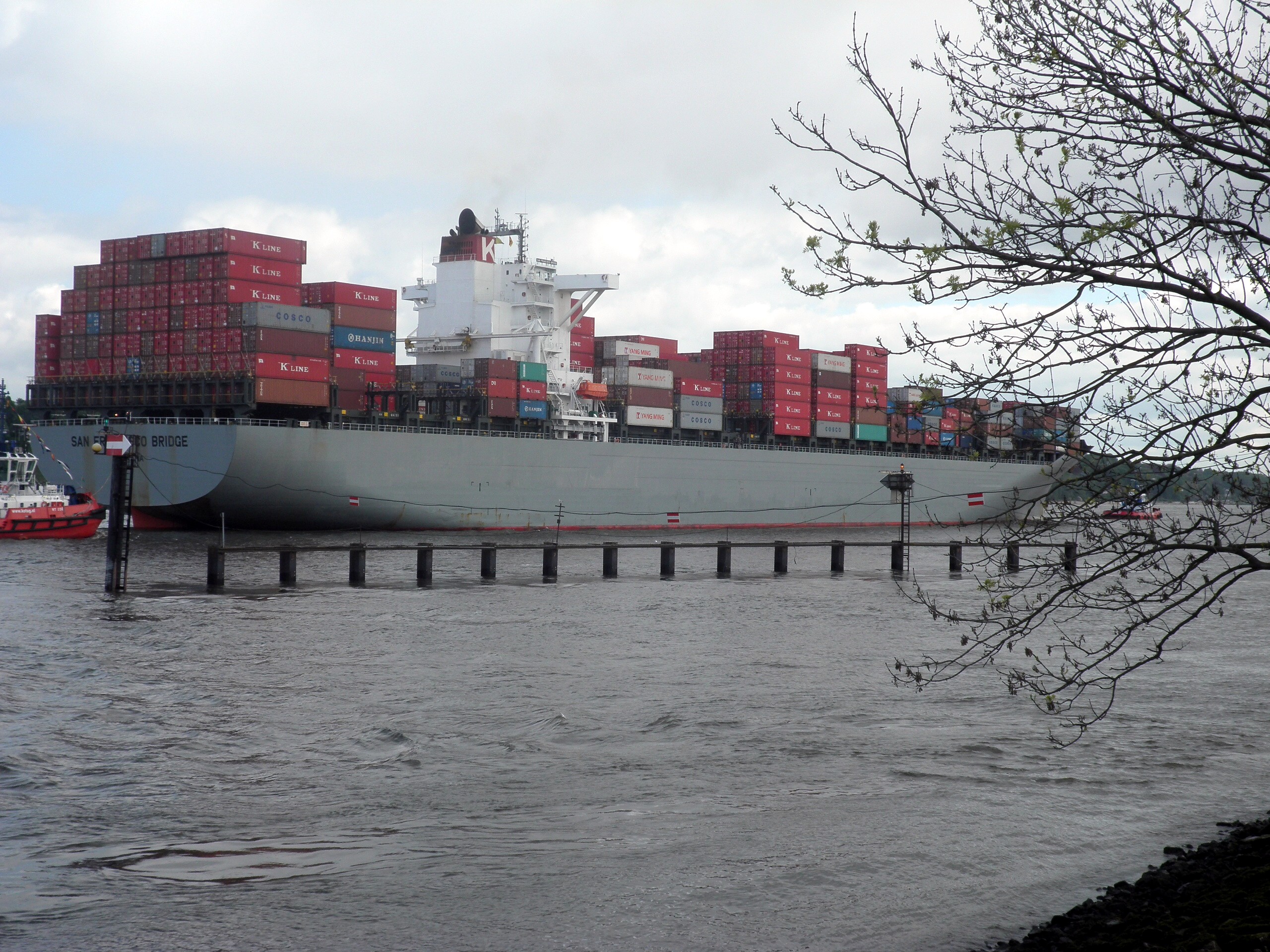 Containerschiff  SAN FRANCISCO BRIDGE