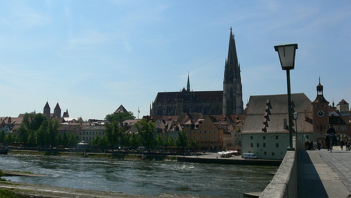 Regensburg - an der Steinernen Brücke