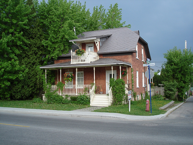 Maison sur St-Dominique street's house - 29 mai 2010.