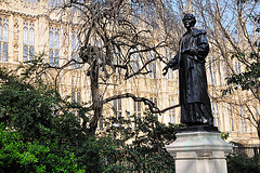 Victoria Tower Gardens - London - 120324