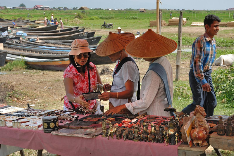 Shopping on the market