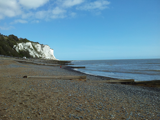 St. Margaret's at Cliffe - 120401 (mobile)