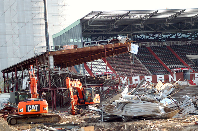 Abriss Gegengerade 08.05.12