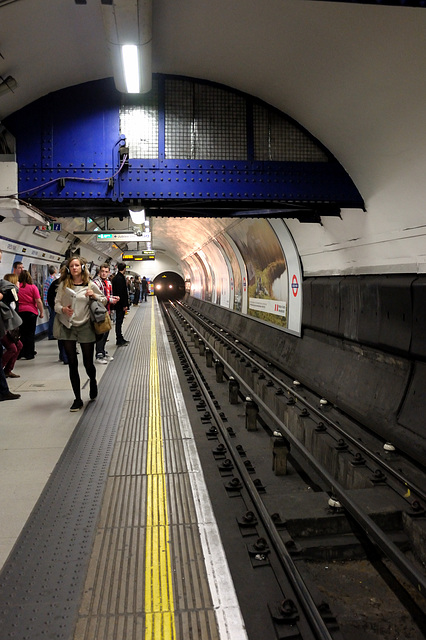 Underground - London - 120324