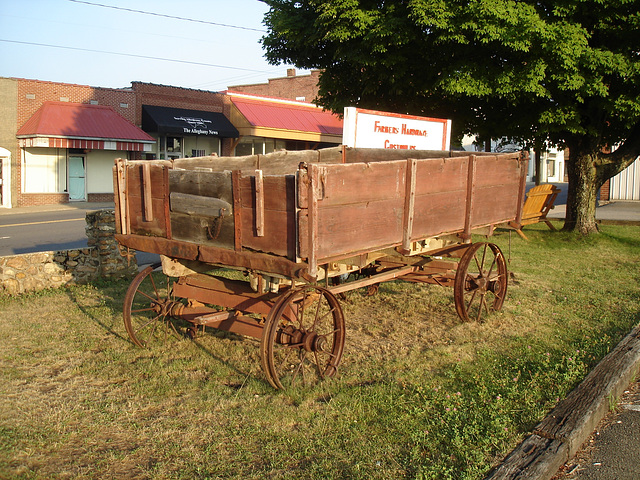 Farmers tru value hardware. Est 1938 - 15 juillet 2010.