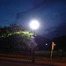 Street lamp moon / Lune lampadairienne - 12 juillet 2010.