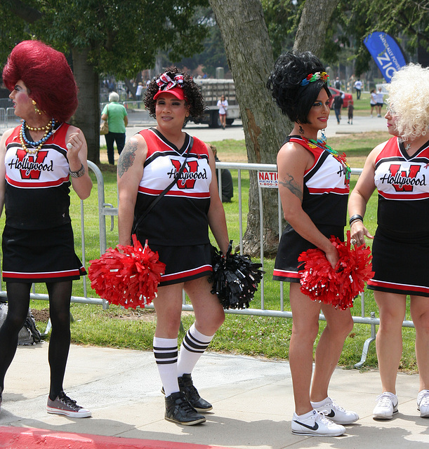 AIDS LifeCycle 2012 Closing Ceremony - Cheerleaders (5138)