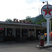 Texaco gas station - 11 juillet 2010.