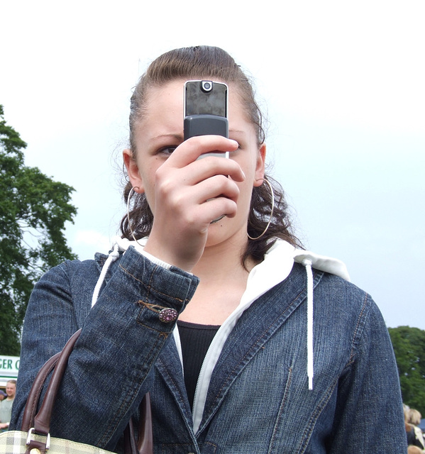 Rachel / Self captured picture /  Se photographiant -   July 2008