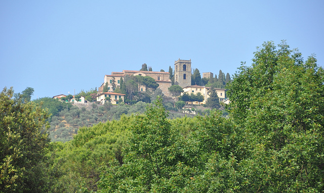 Blick von unten auf Montecatini Alto