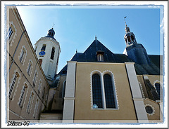 LA FLÊCHE