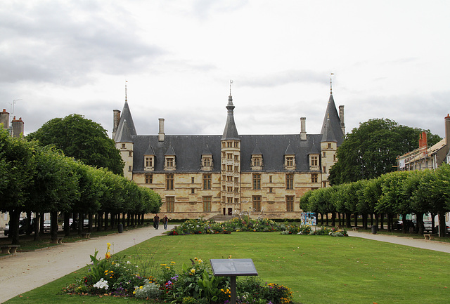 Nevers - Le Palais Ducal