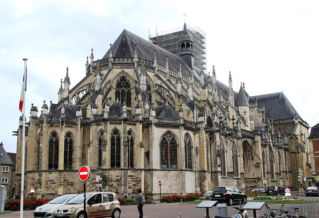 Nevers - Cathédrale Saint-Cyr et Sainte-Julitte