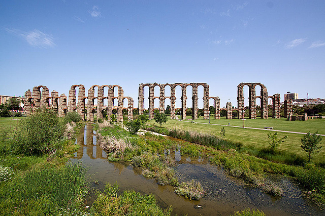 20120510 9467RWw [E] Aquädukt de los Milagros, Rio Albarregas, Merida, Extremadura