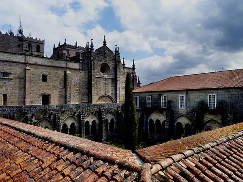 Tui - The cloister