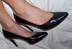 black caressa heels