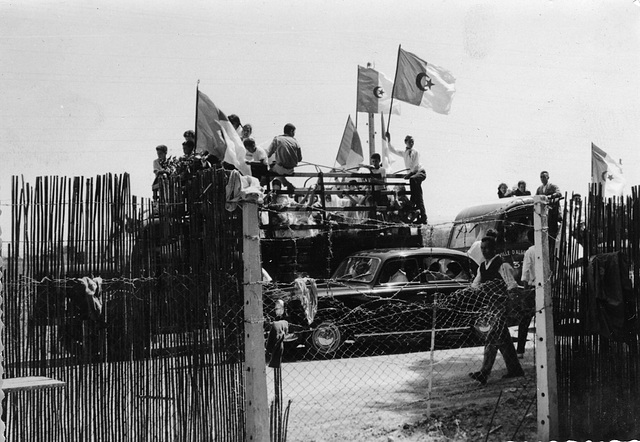 Sidi-Ferruch 1962-07-05 - Route de Staouéli