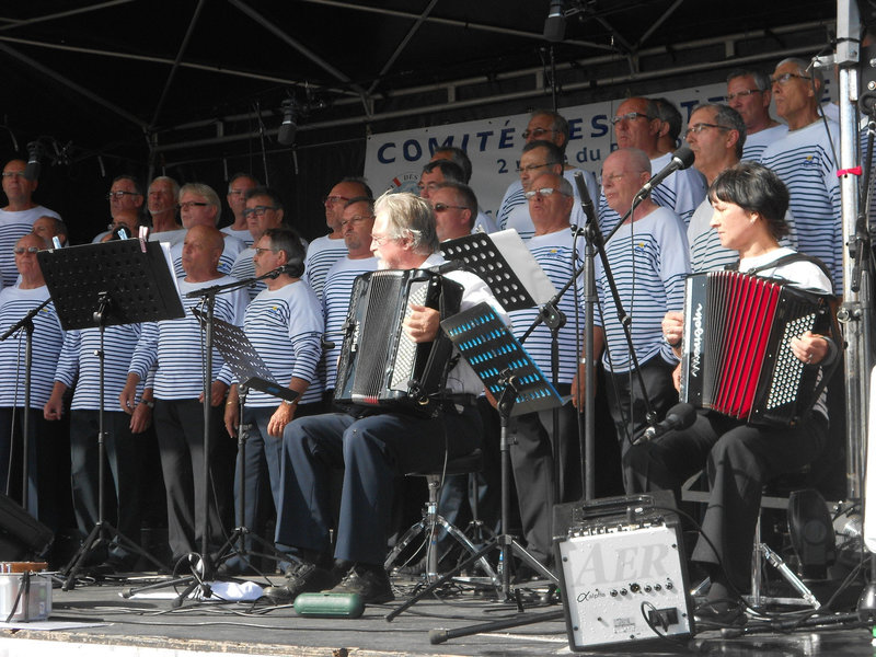 nos gabiers d'artimon a la fete de la mer,