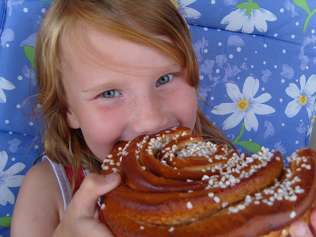 Lowa decided 1/2 bun was enough